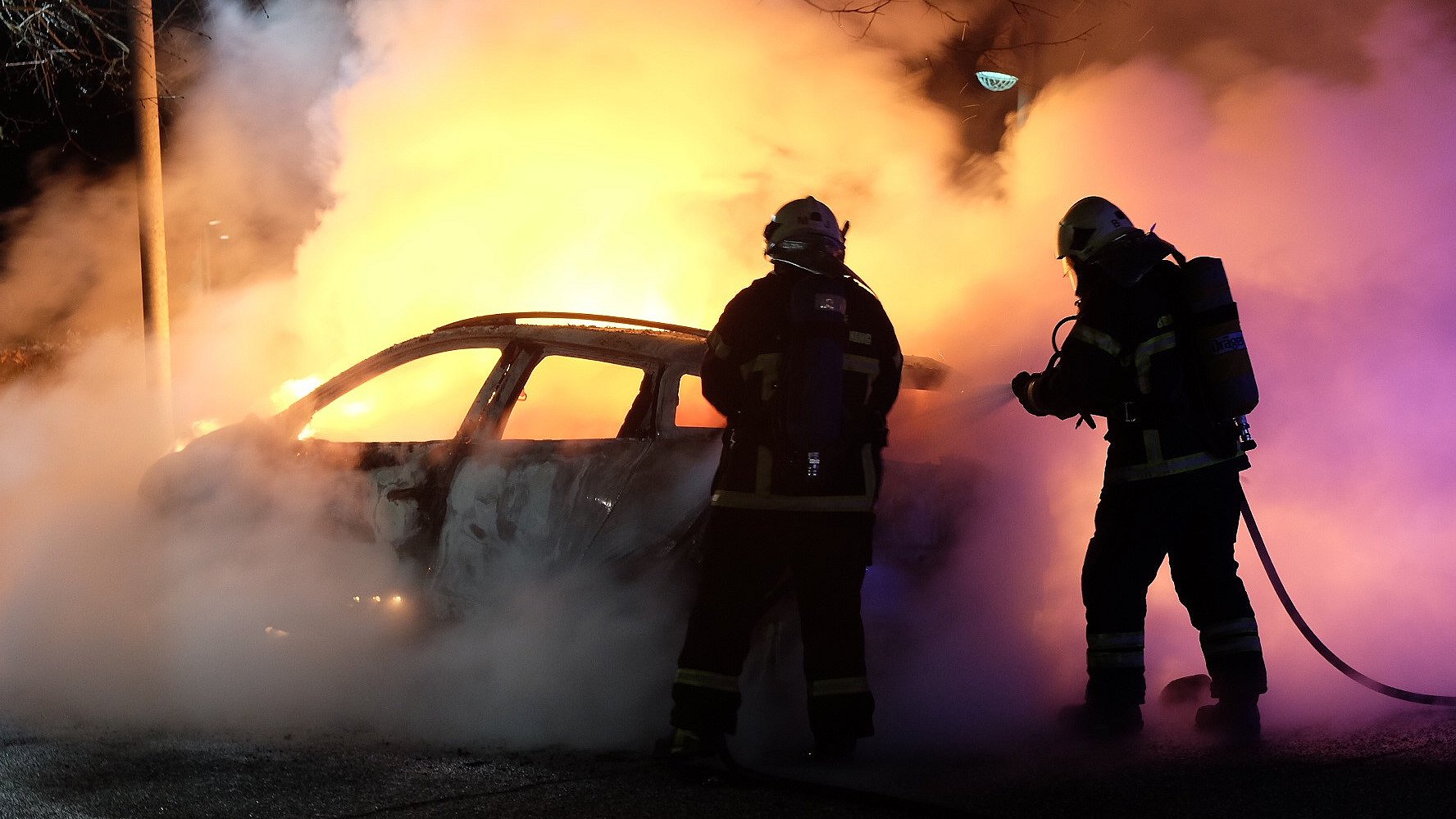 To biler i brand på to dage Politiet søger nu vidner TV2 ØST