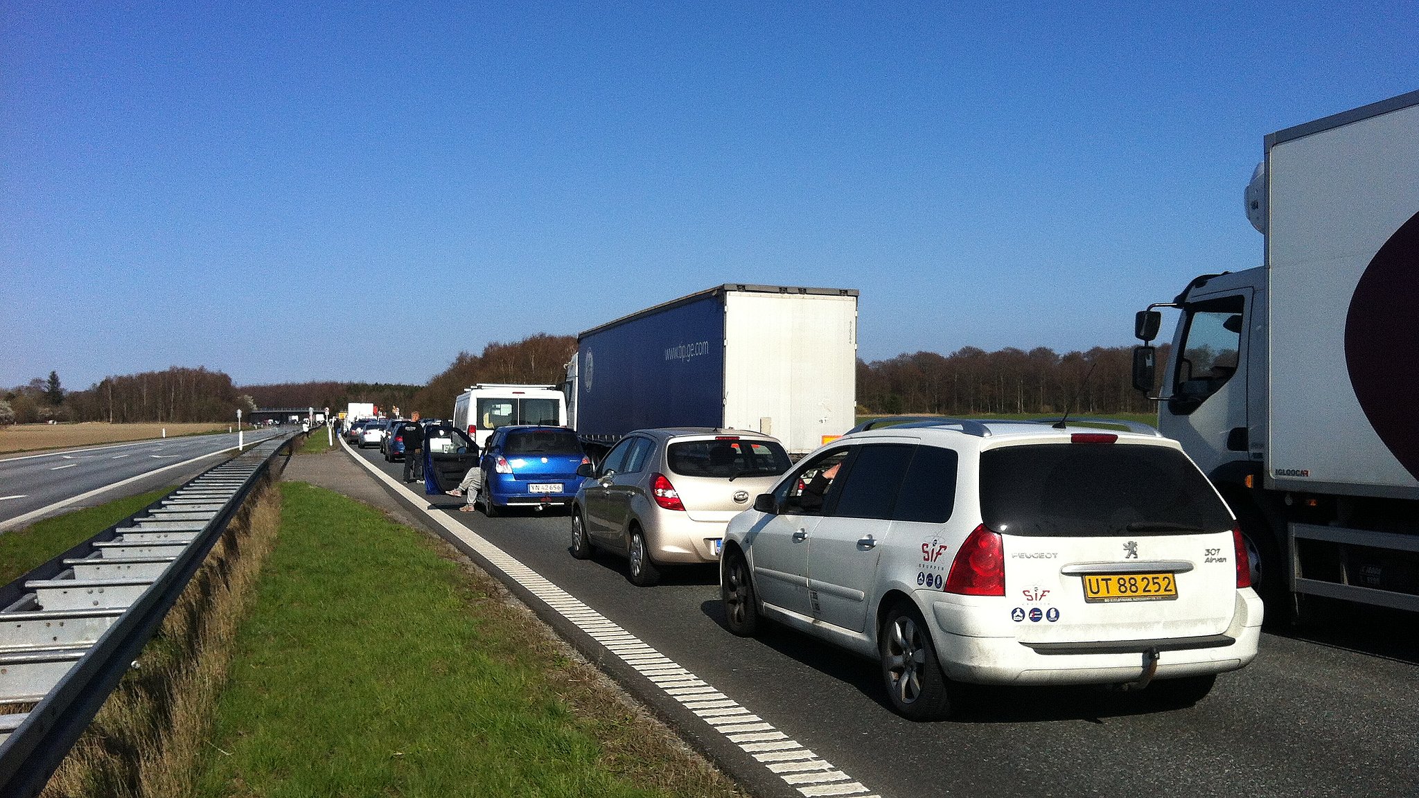 Trafikuheld lukkede Sydmotorvejen TV2 ØST