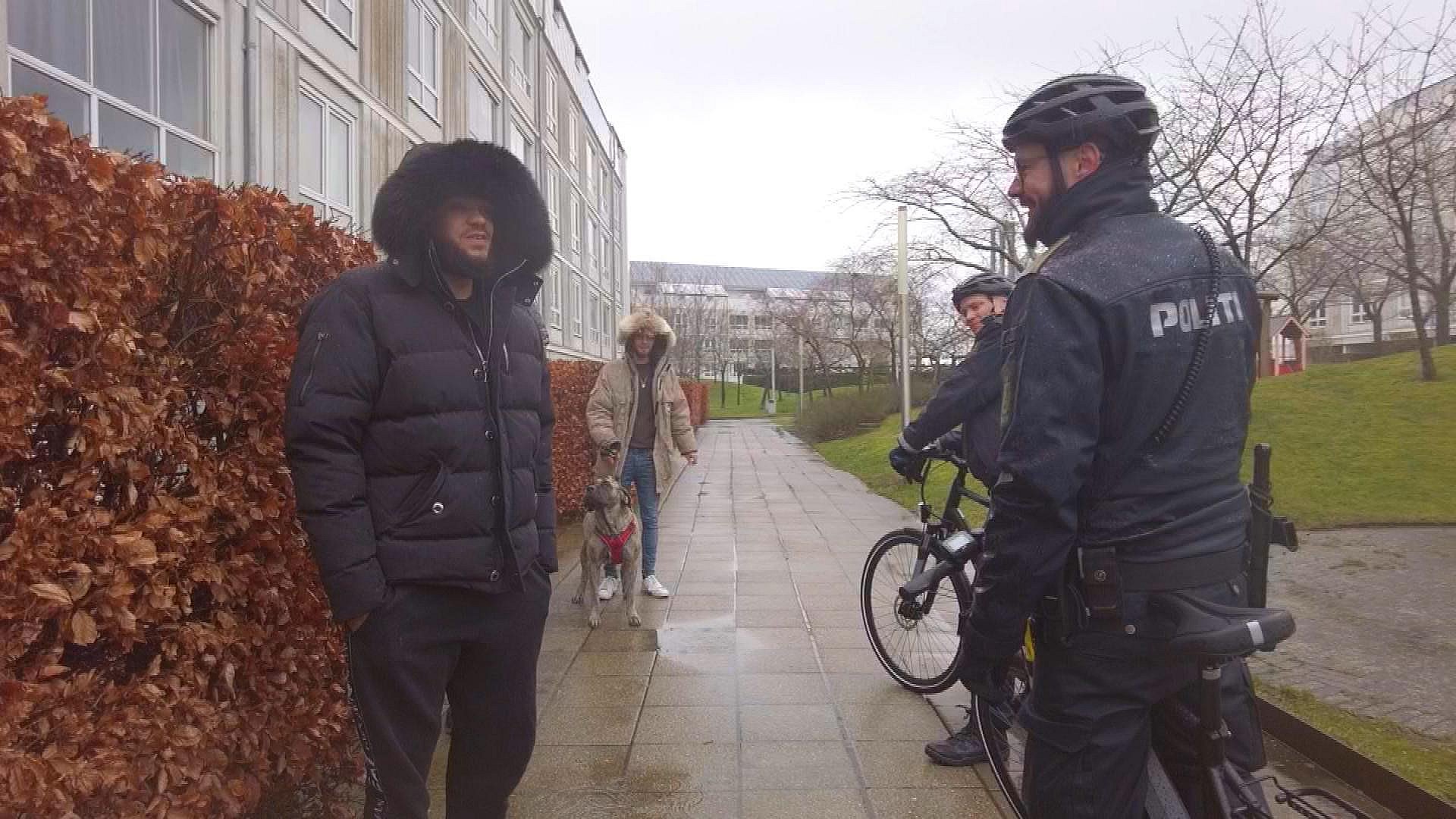 Tryghed på to hjul - her patruljerer politiet politiet på elcykler TV2 ØST