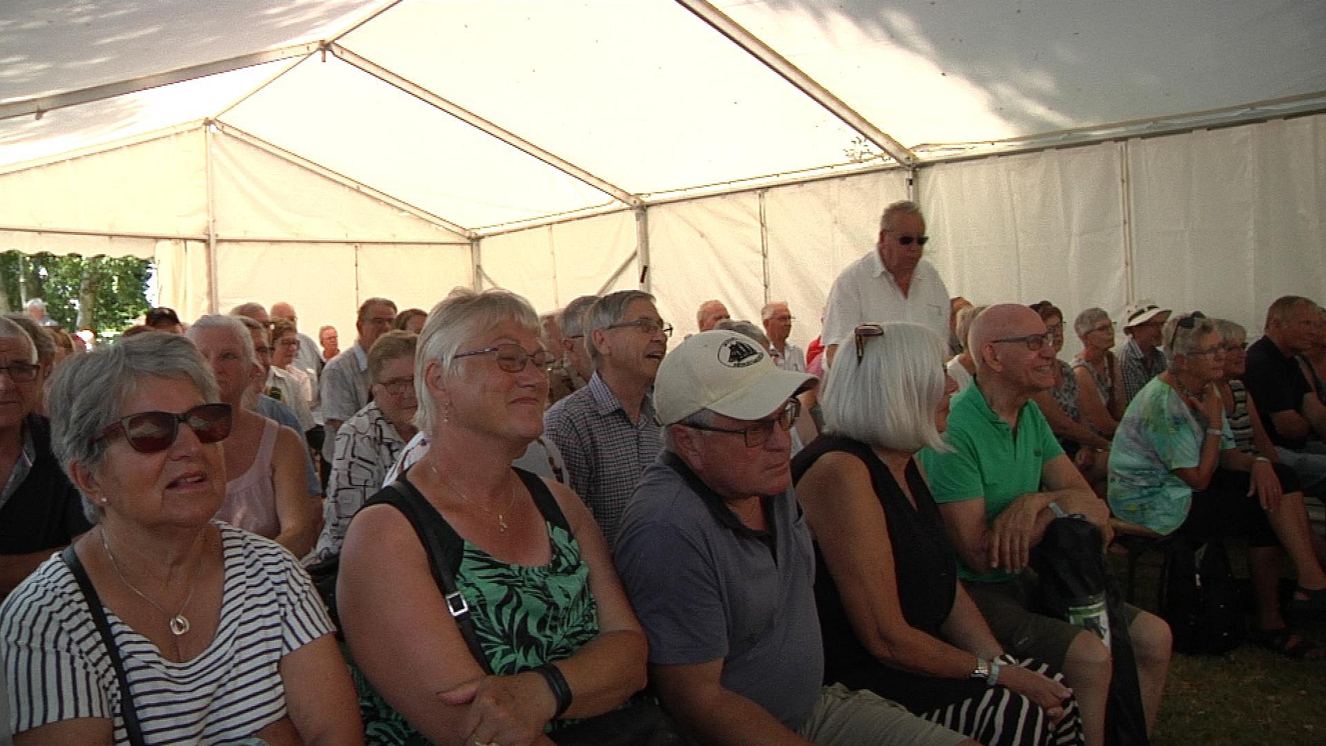 Seniorfestival byder på fadøl, hoppeborg og snak om sex TV2 ØST Foto