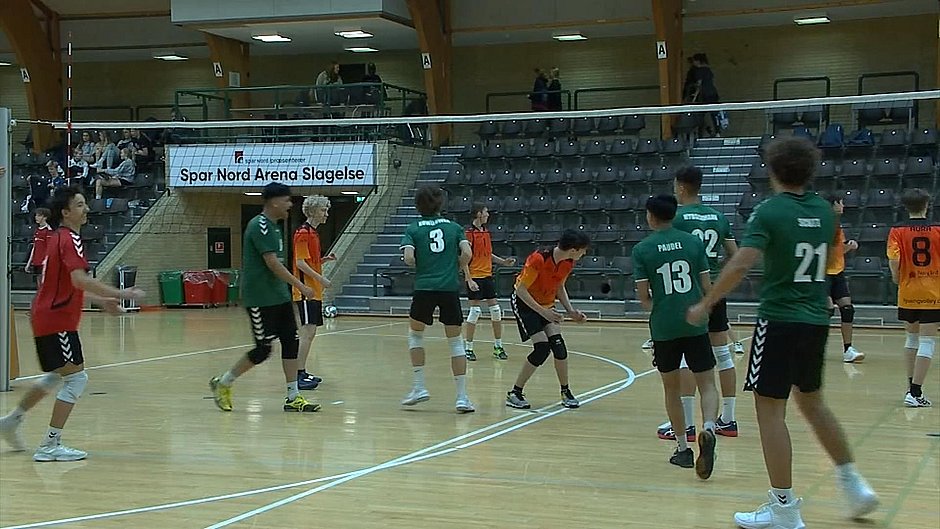 volleyballspillere hele Danmark mødes i Slagelse | TV2 ØST