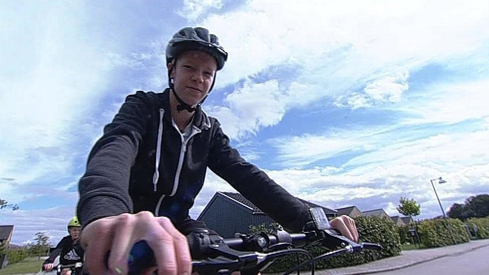gås bekymre hældning 14-årig efter ulykke: Cykelhjelm er vigtigere end pænt hår | TV2 ØST