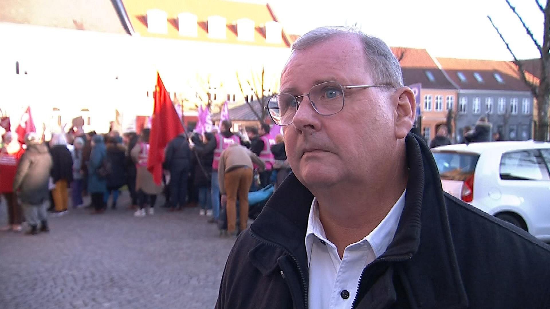 Kritiserer Borgmesters Brug Af Konto | TV2 ØST