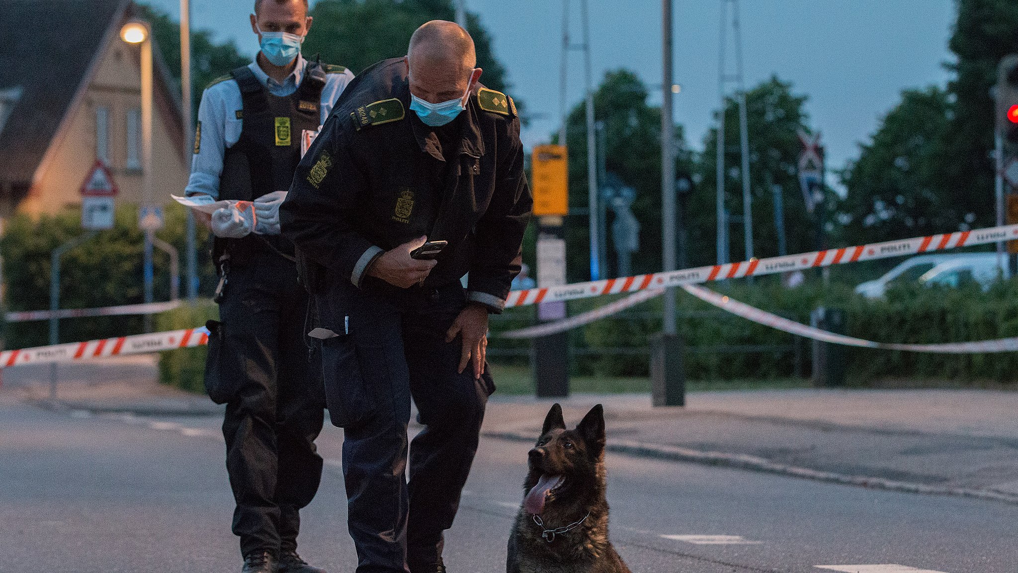 Skyderi I Stenlille: Politiet Har Sat Gang I Bred Efterforskning | TV2 ØST