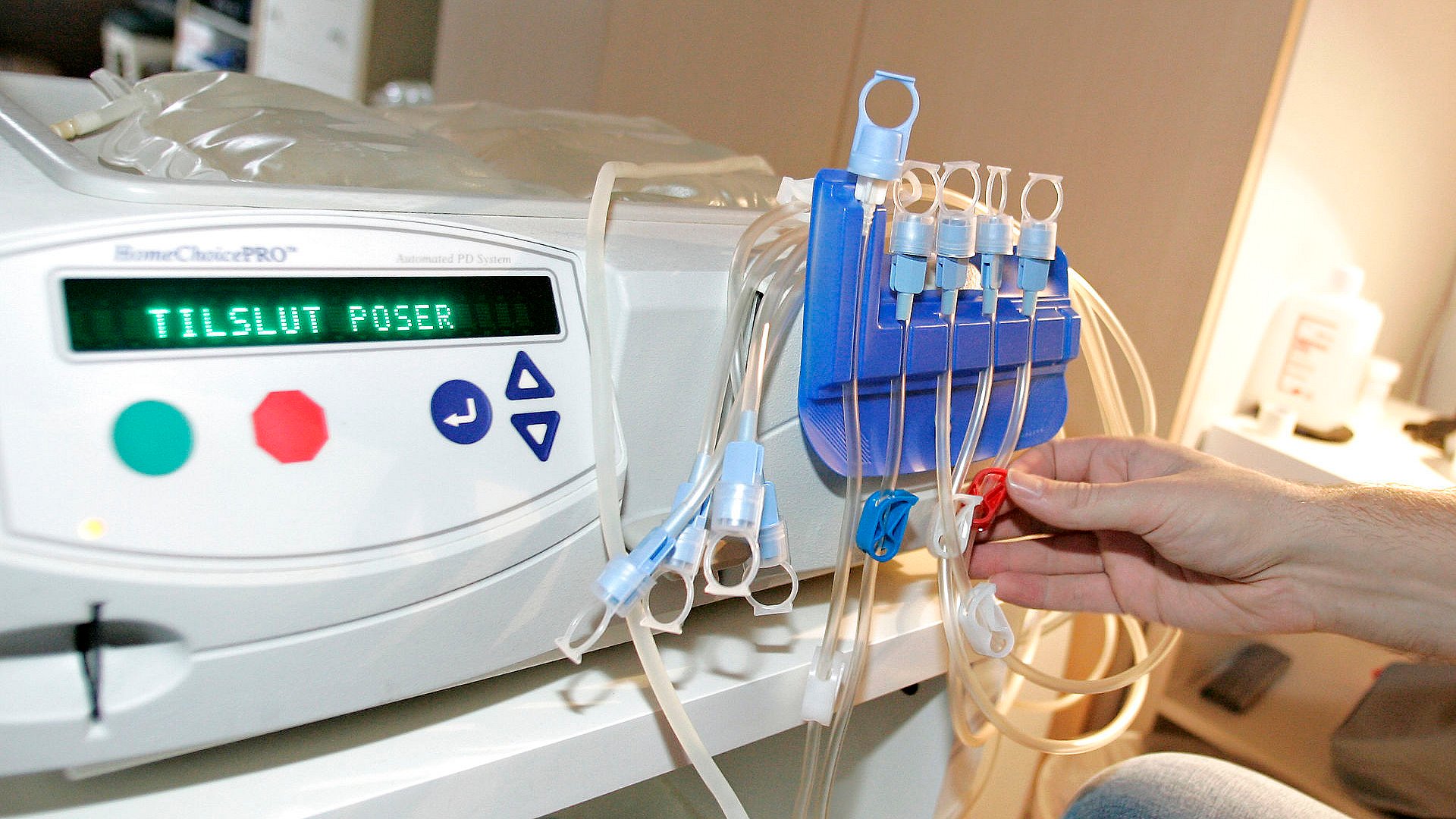 Overl ge Modtager 10 Millioner Kroner Til Dialysepatienter TV2 ST